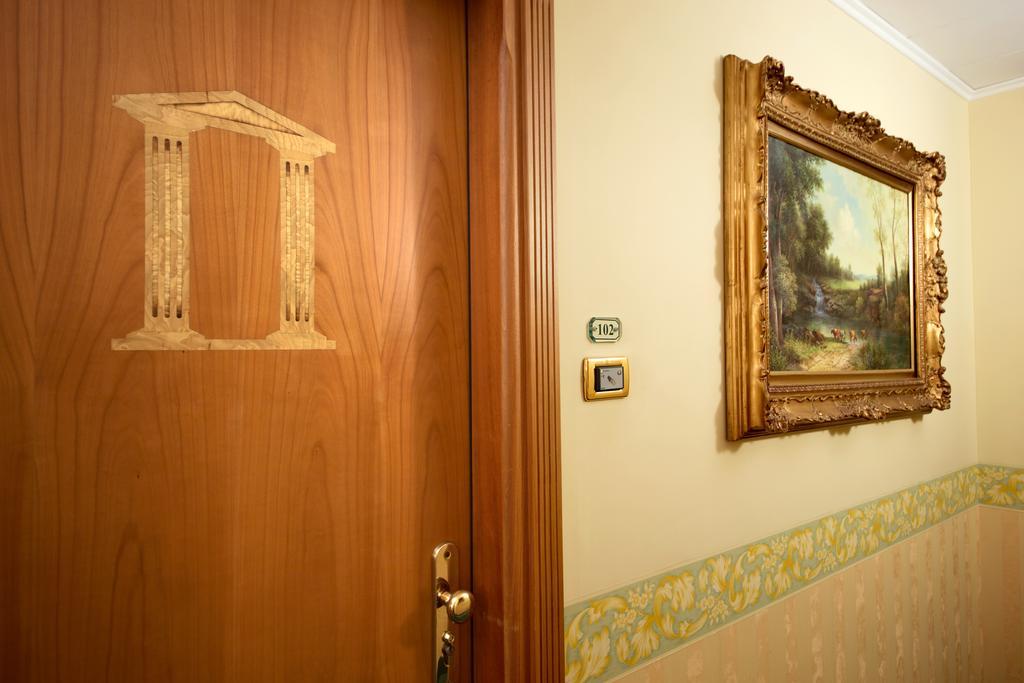 Colonna Hotel Frascati Exteriör bild