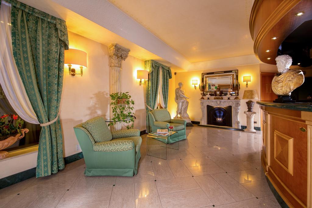 Colonna Hotel Frascati Exteriör bild